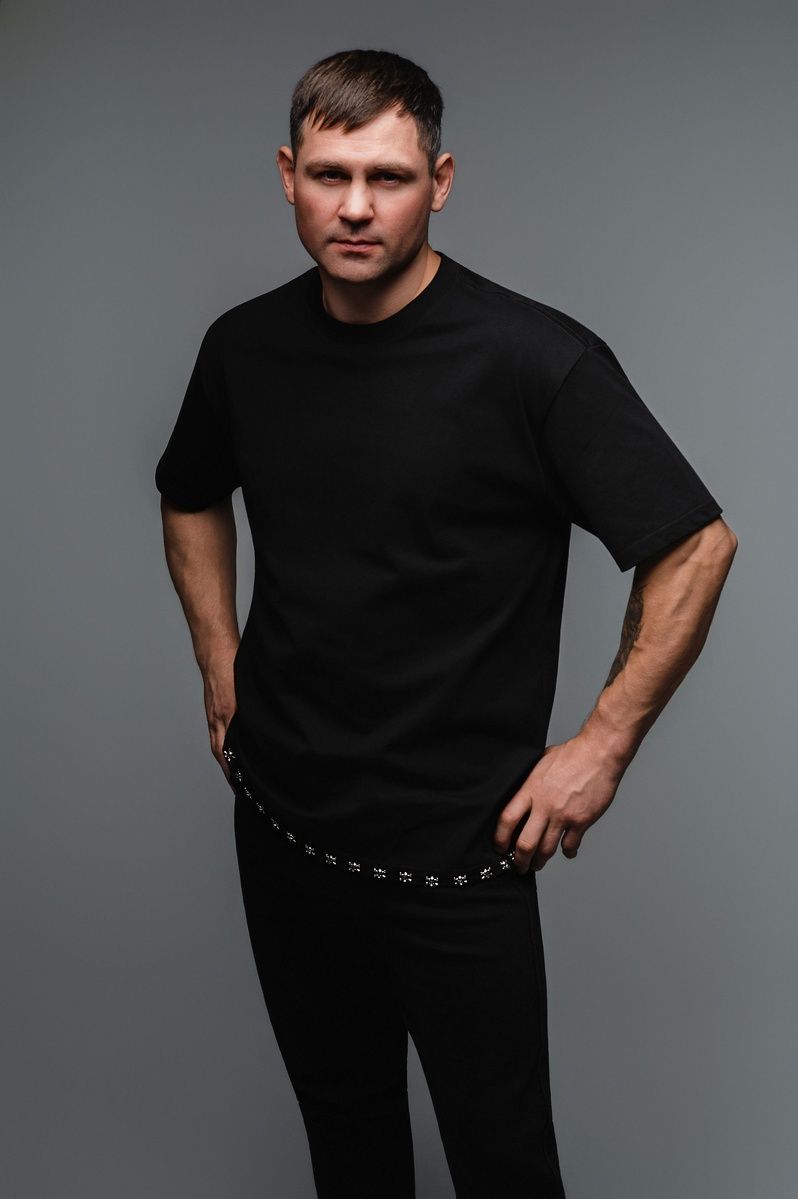 Black Men's Short Sleeve T-Shirt